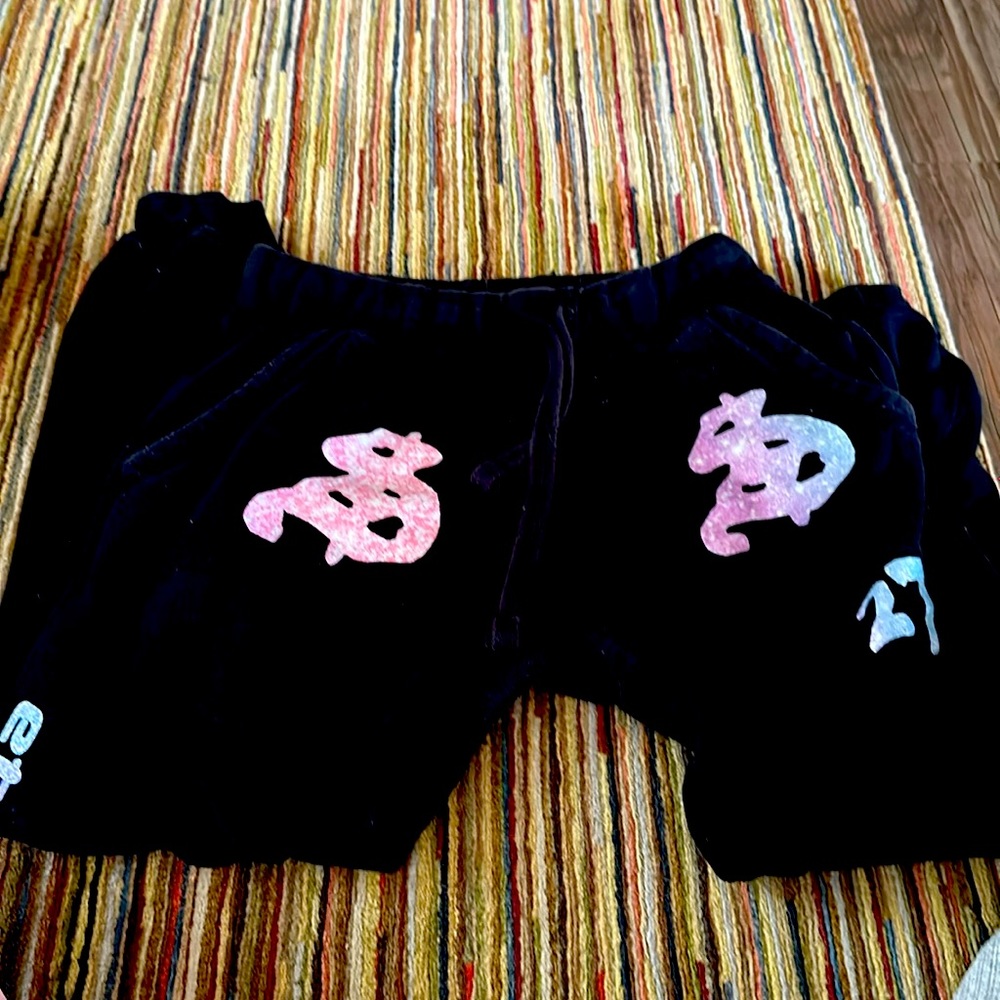 Men’s medium saudi sweats eternal atake merch